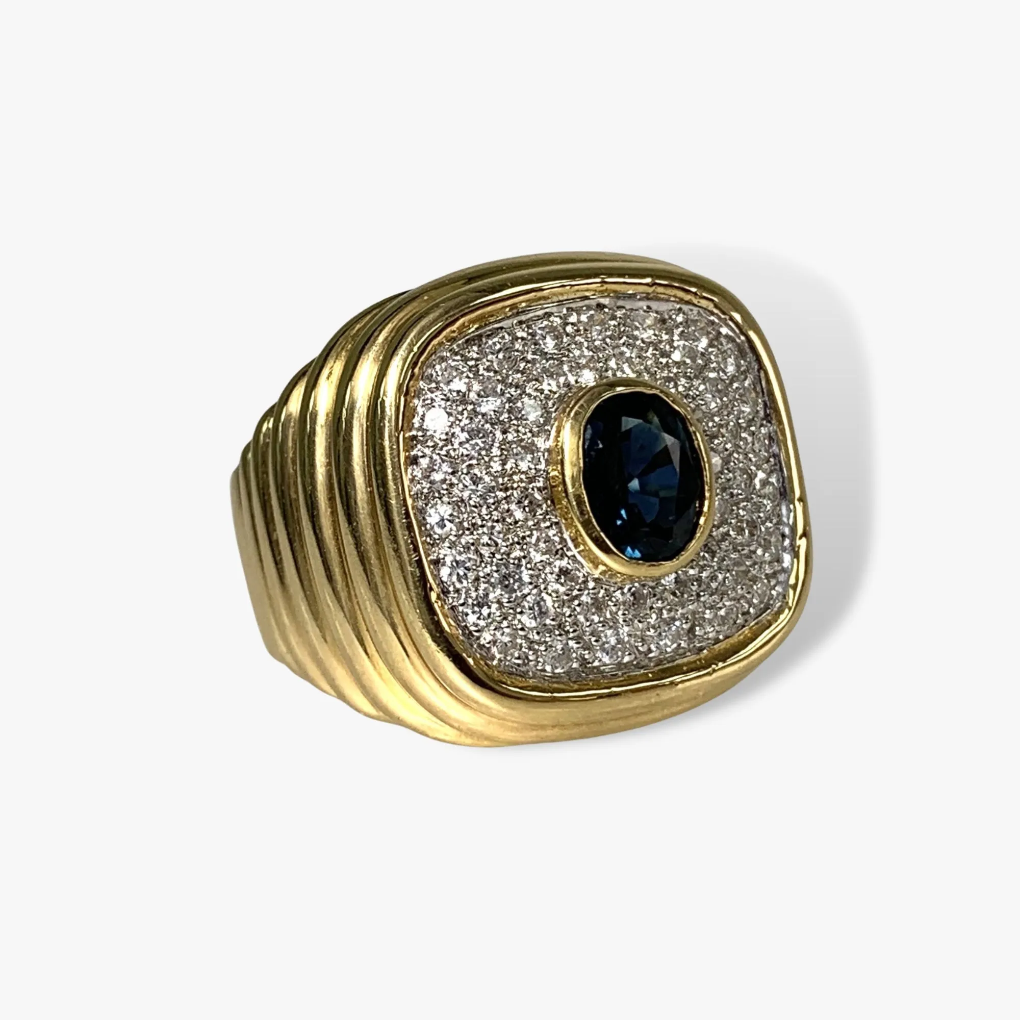 18k Yellow Gold Oval Cut Blue Sapphire and Diamond Vintage Cocktail Ring