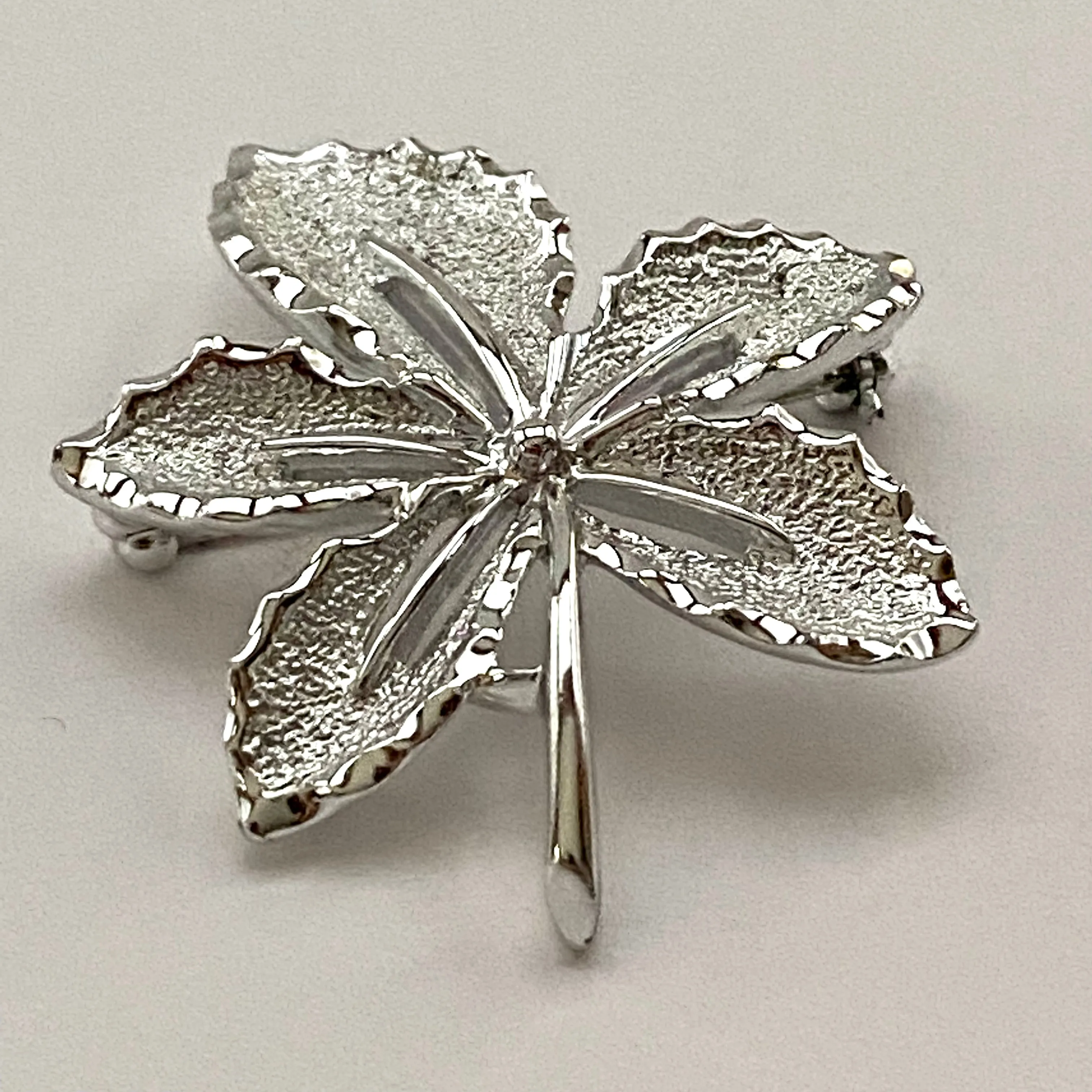 1968 Sarah Coventry Ivy Brooch