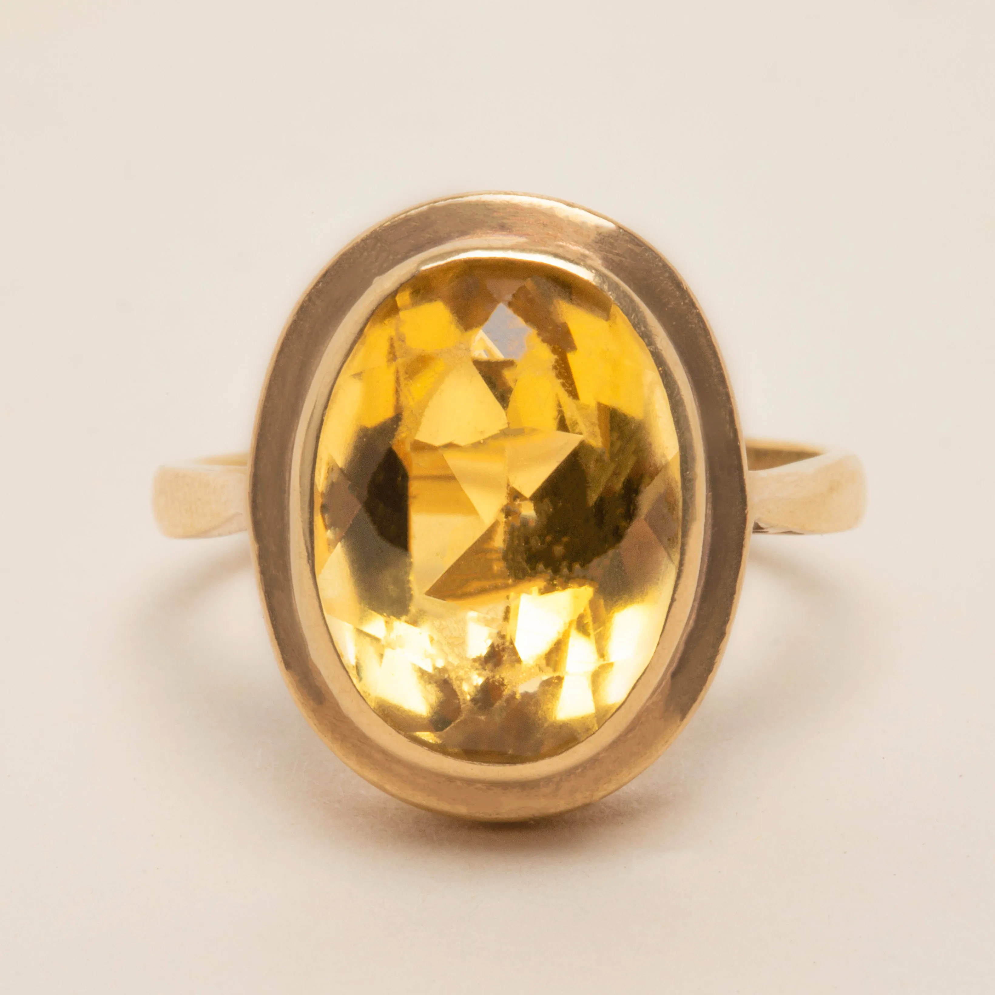 9ct Gold Citrine Cocktail Ring, 5.89ct