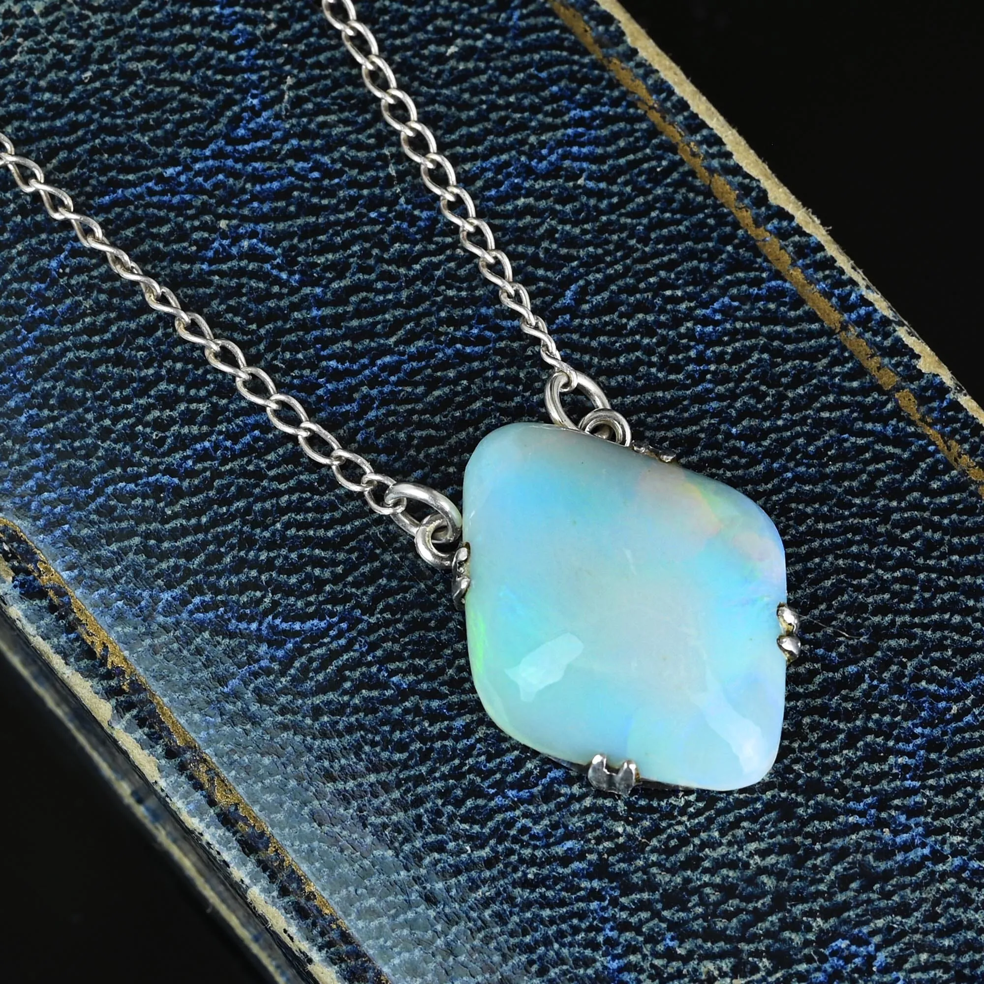 Antique 8CTW Cabochon Natural Australian Opal Pendant Necklace