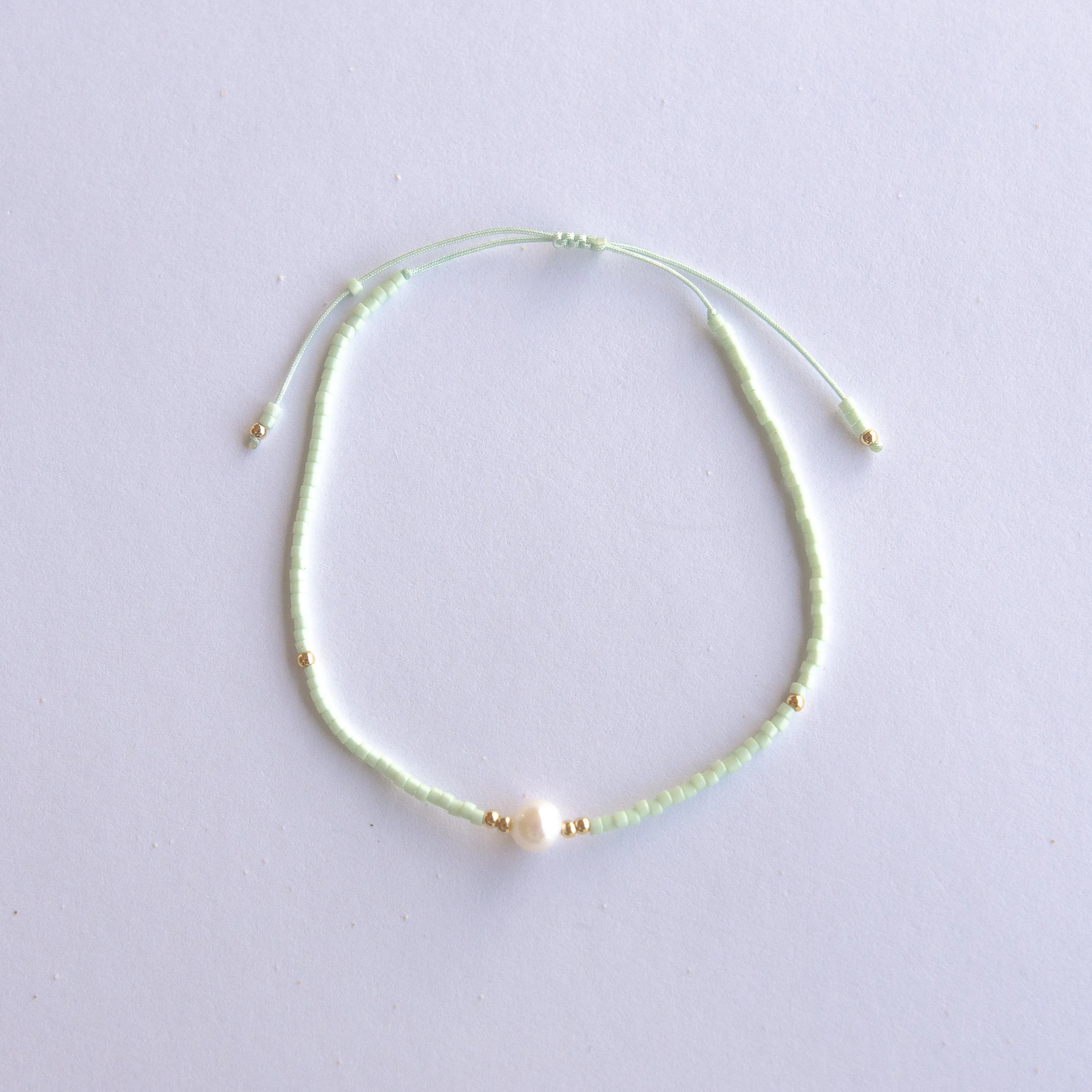 Aura Single Round Pearl Adjustable Bracelet