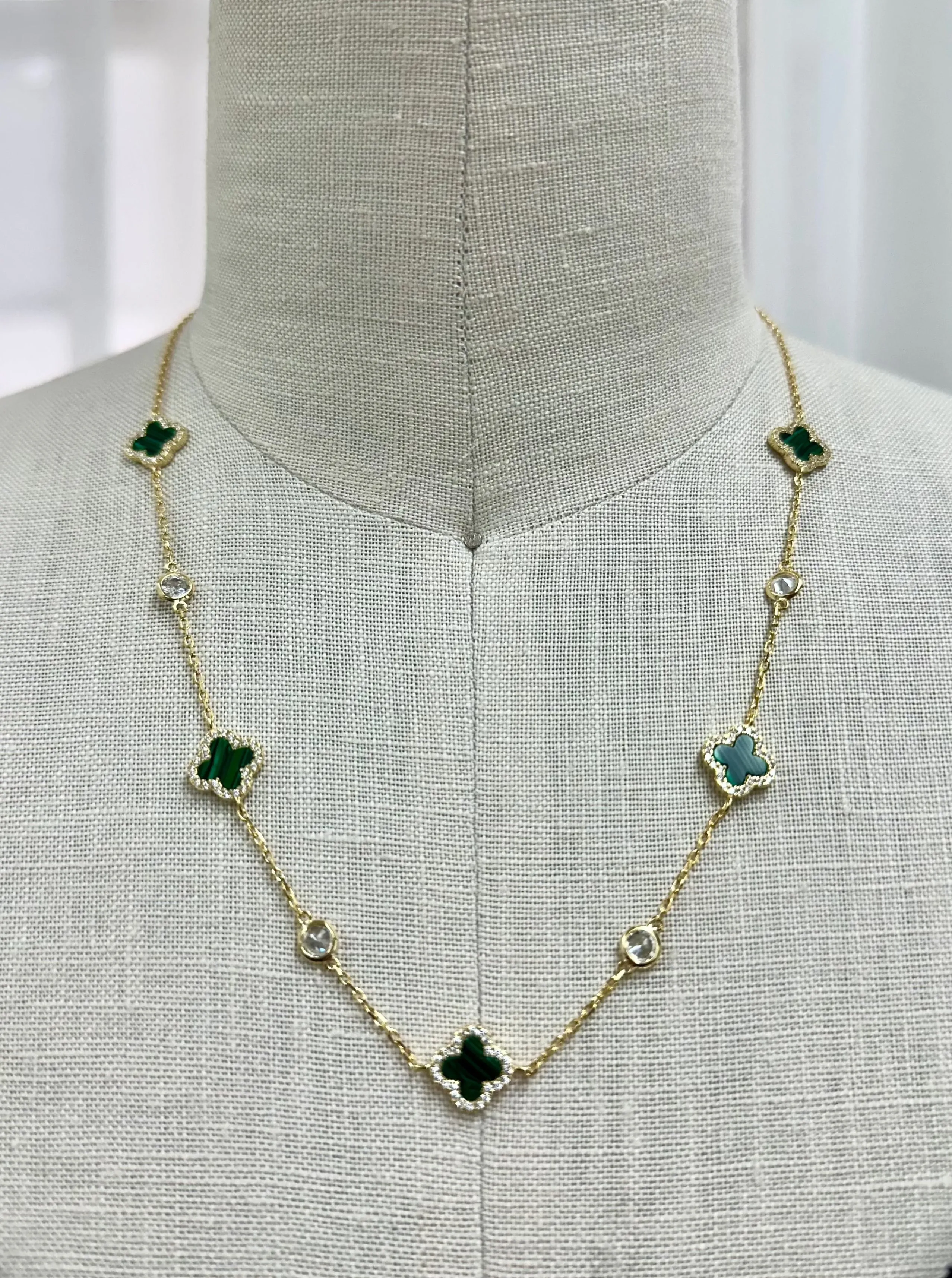 Jackie Clover Necklace (Emerald/Gold)