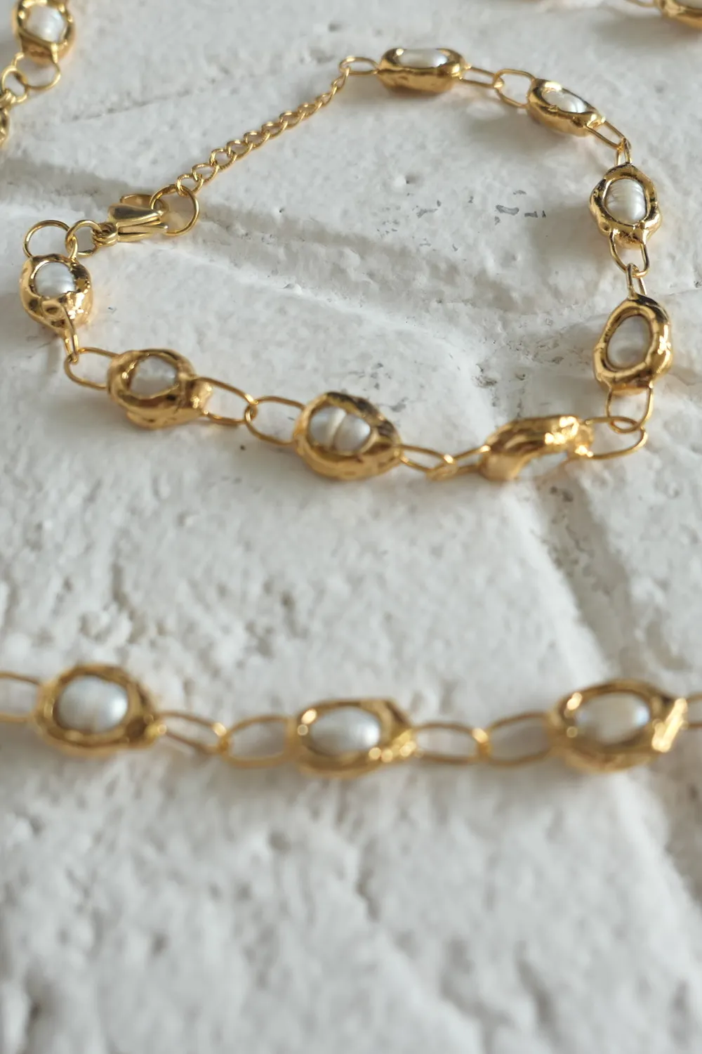 Pearl Chain Bracelet in Gold