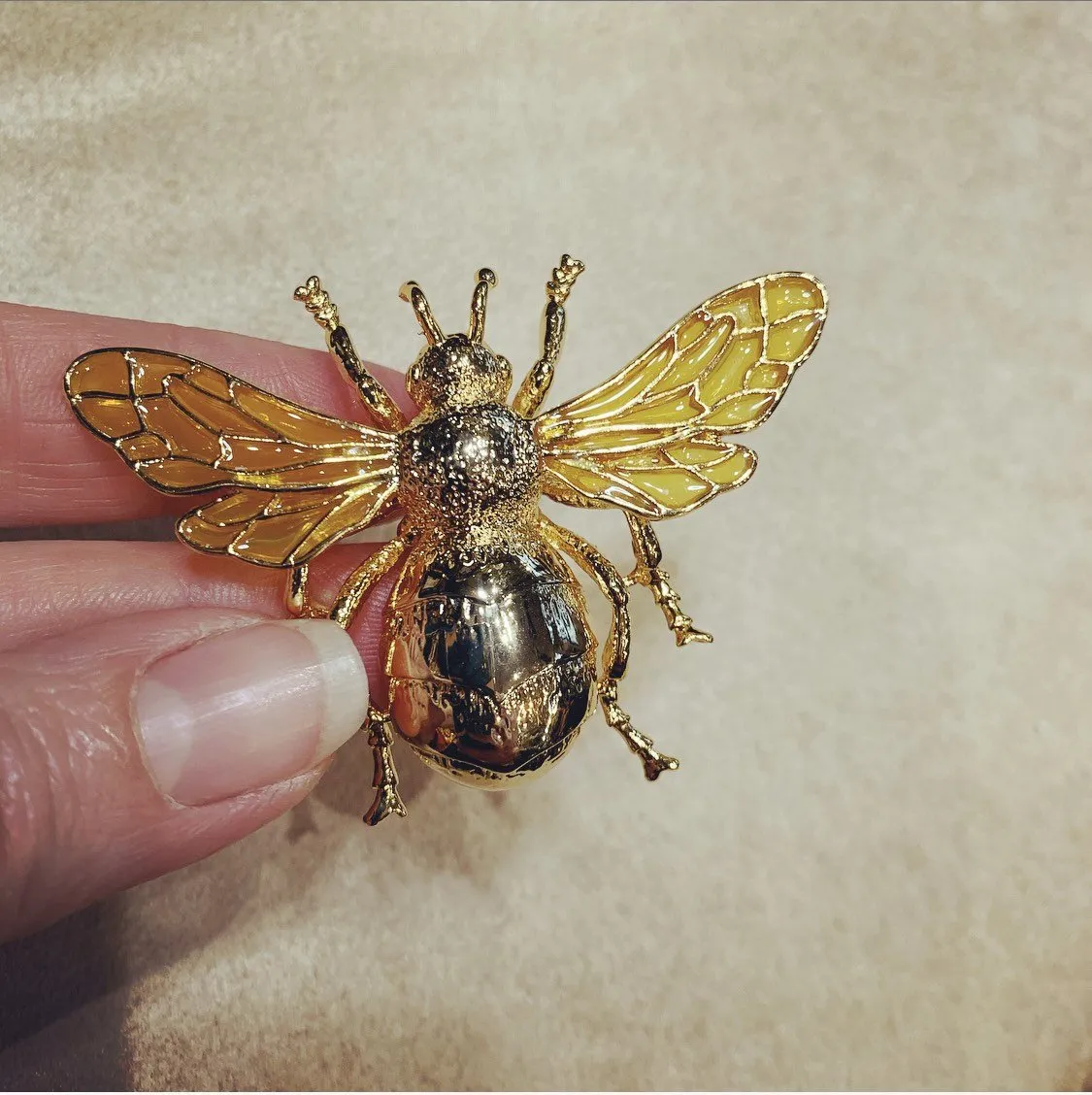 Queen Bee Large brooch Bill Skinner Gold plated