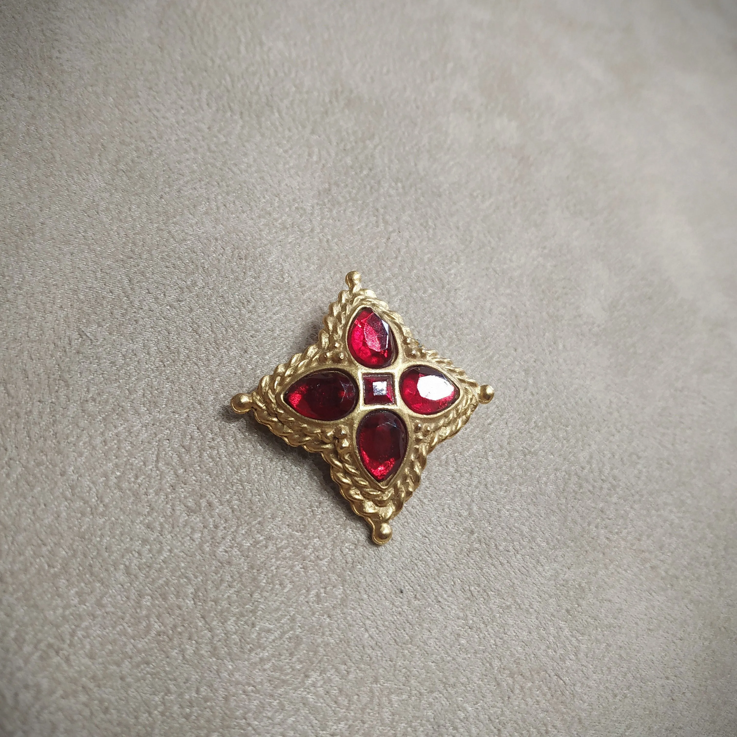 Red star cross Brooch by Rima Ariss Gold