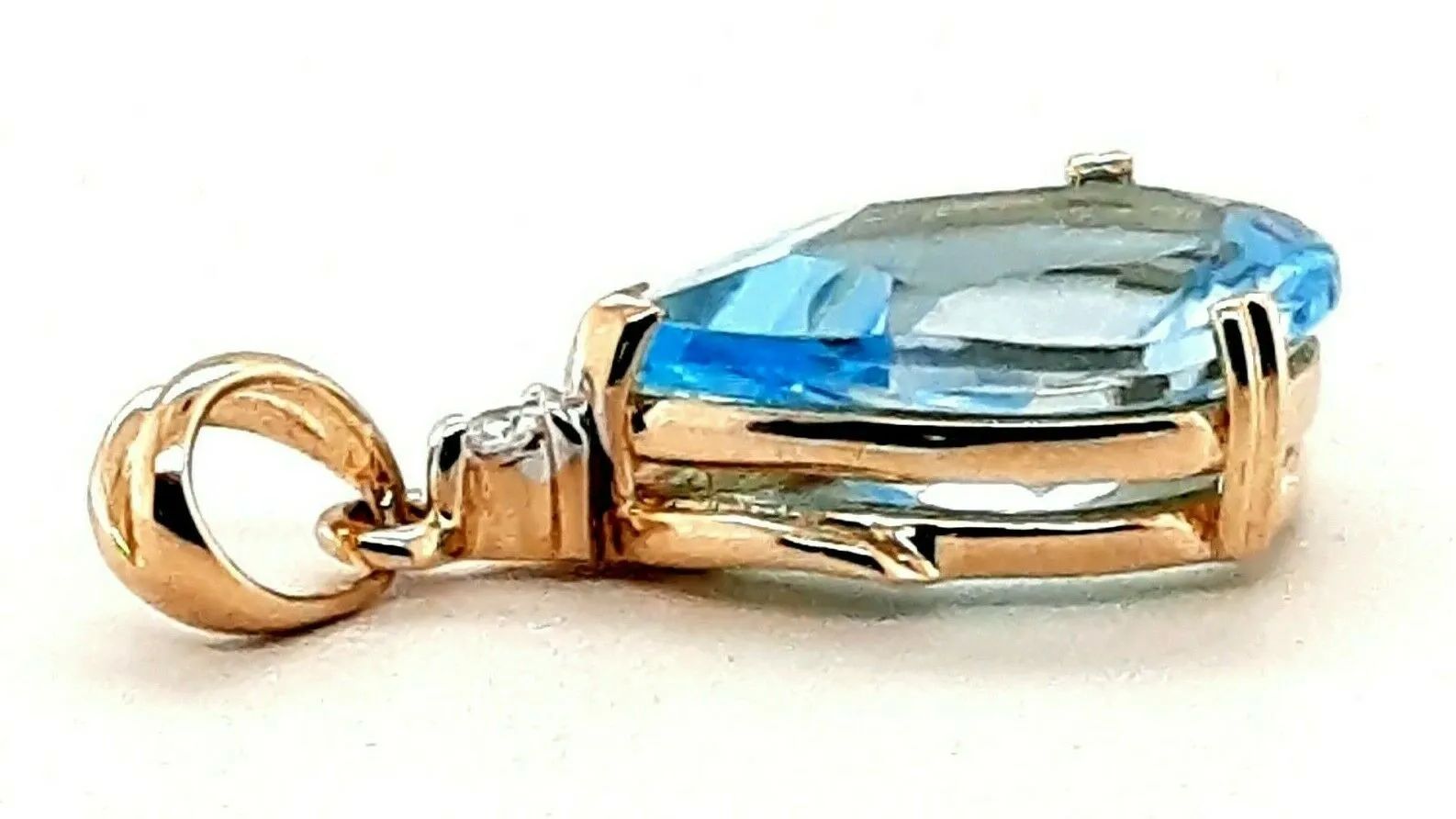 Topaz & Diamond 9ct Yellow Gold Pendant Fine Necklace Jewellery